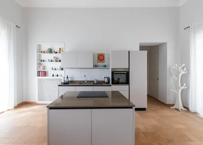 Casa Ambra Contemporary Art